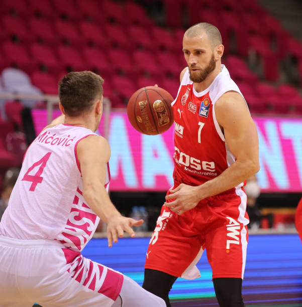 纪退役百大 纪退役百大